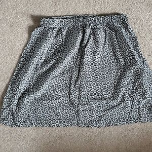 Blank and white floral skirt